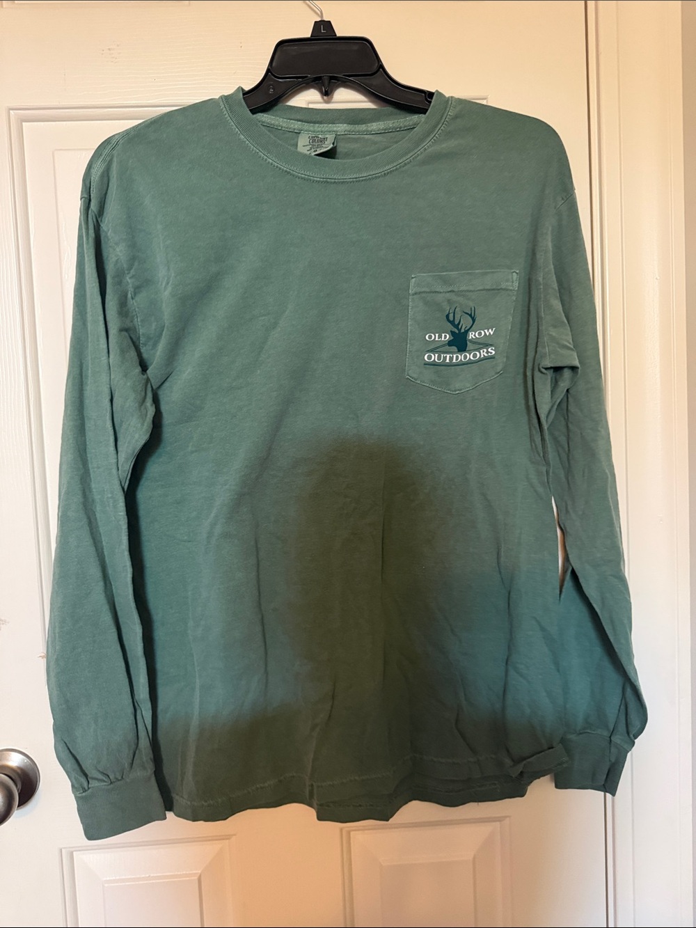 Old Row Outdoors Long-Sleeve Pocket Tee in Teal Green